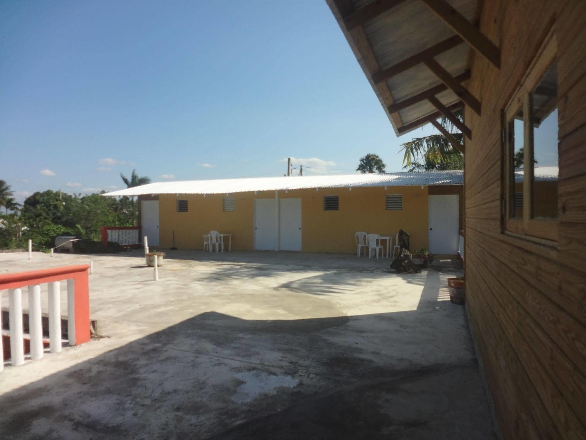Gipsy Ranch Rooms Cabarete Eksteriør bilde
